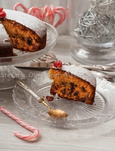 Fruit-cake-delia-1604-blog
